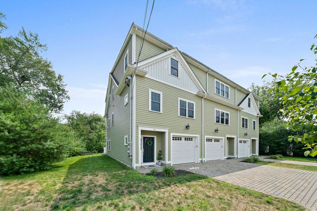43 Plymouth St 43, Canton, MA 02021