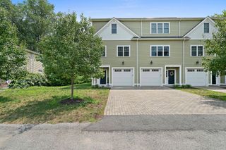 43 Plymouth St 43, Canton, MA 02021