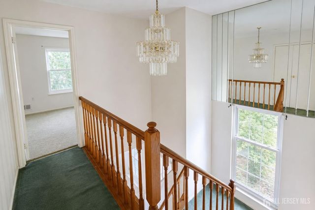 20 Delikat Lane, Sayreville, NJ 08872