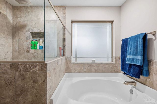 6782 Beaudry Ln, Milton, FL 32570