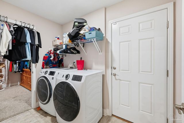 6782 Beaudry Ln, Milton, FL 32570