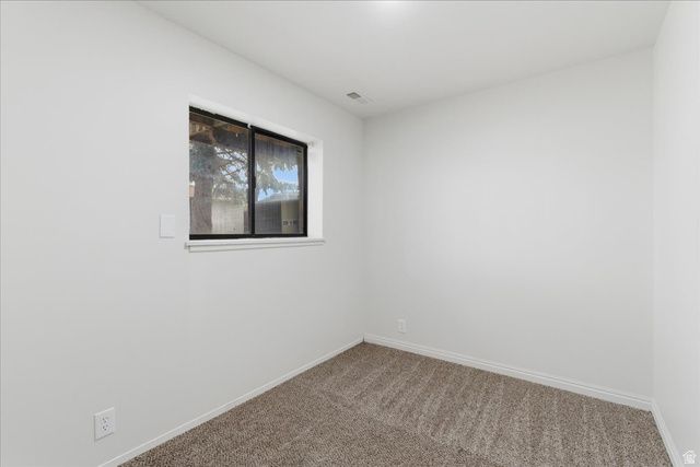 2573 JORDAN MEADOWS LN, West Jordan, UT 84084