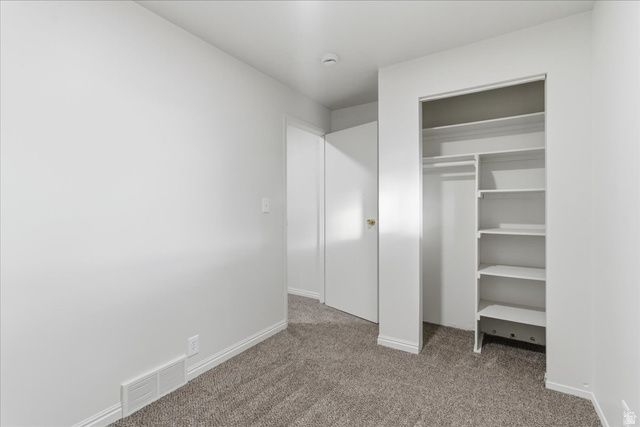 2573 JORDAN MEADOWS LN, West Jordan, UT 84084