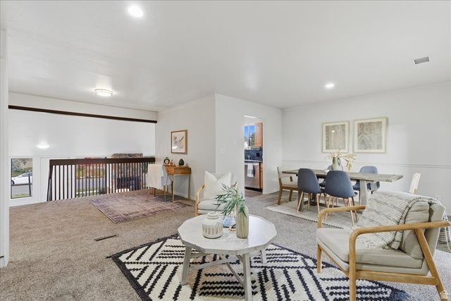 2573 JORDAN MEADOWS LN, West Jordan, UT 84084