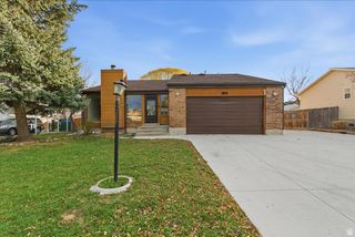 2573 JORDAN MEADOWS LN, West Jordan, UT 84084