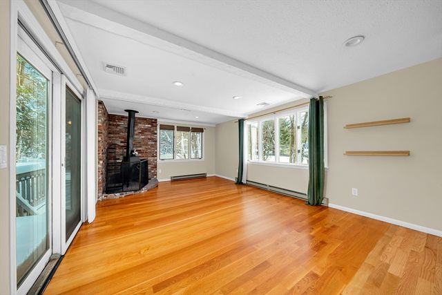 2 Foxfire Dr, Sharon, MA 02067