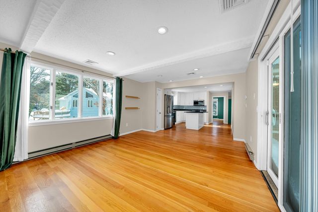 2 Foxfire Dr, Sharon, MA 02067