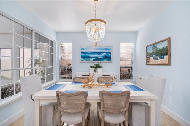 8859 Lakeside Circle, Vero Beach, FL 32963