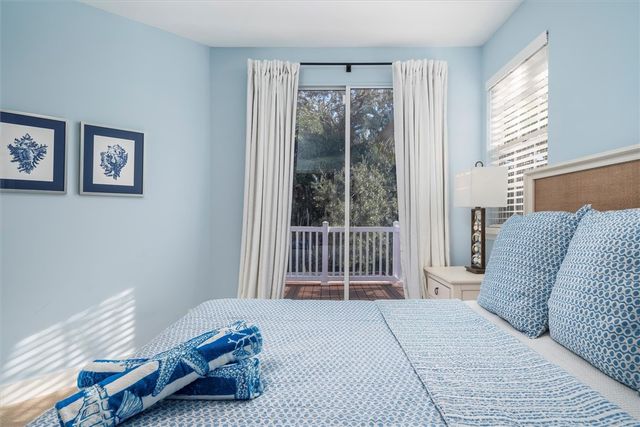 8859 Lakeside Circle, Vero Beach, FL 32963