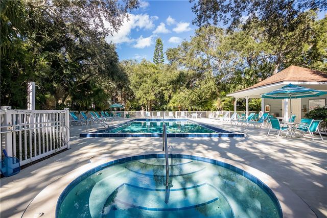 8859 Lakeside Circle, Vero Beach, FL 32963