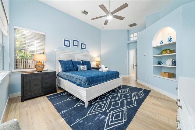 8859 Lakeside Circle, Vero Beach, FL 32963