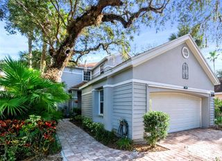 8859 Lakeside Circle, Vero Beach, FL 32963