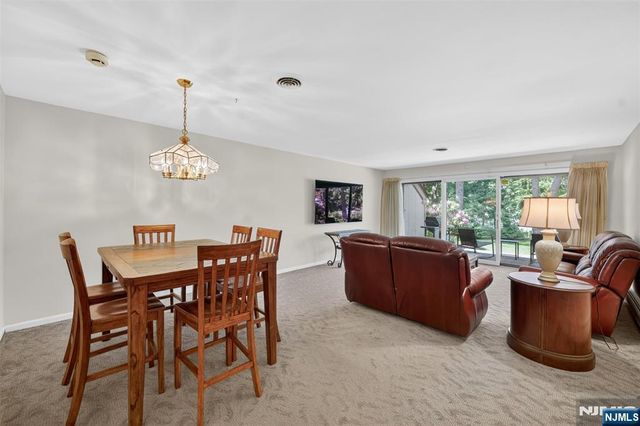 416 Bromley Place 416C, Wyckoff, NJ 07481