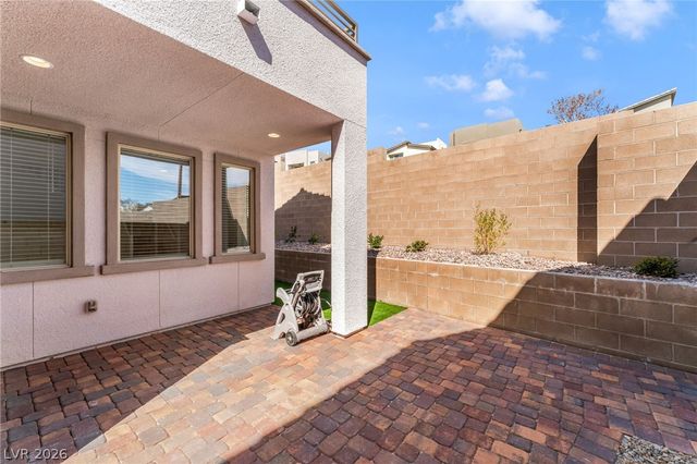 11676 GOLDEN ORIOLE Avenue, Las Vegas, NV 89138