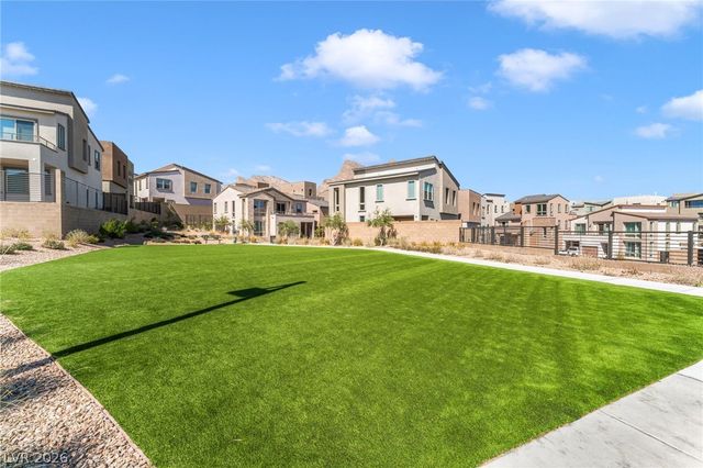 11676 GOLDEN ORIOLE Avenue, Las Vegas, NV 89138