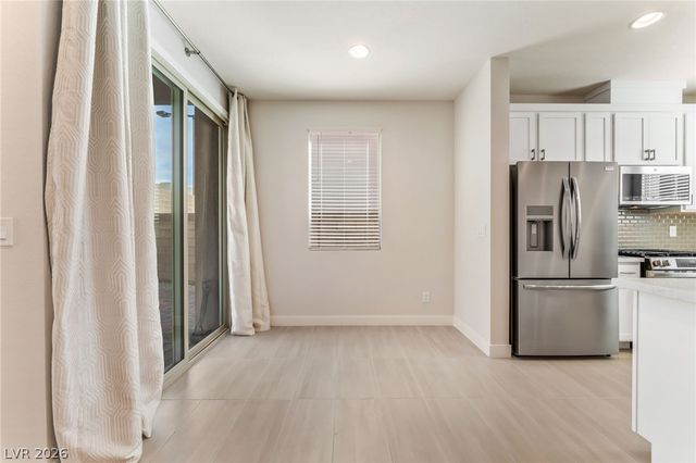 11676 GOLDEN ORIOLE Avenue, Las Vegas, NV 89138