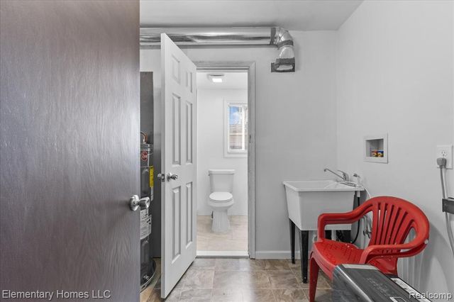 23086 Melrose Avenue, Eastpointe, MI 48021