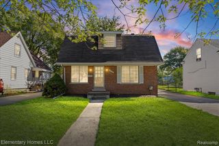 23086 Melrose Avenue, Eastpointe, MI 48021