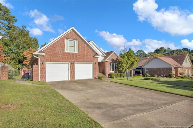 4008 Burleigh Place, Fayetteville, NC 28311