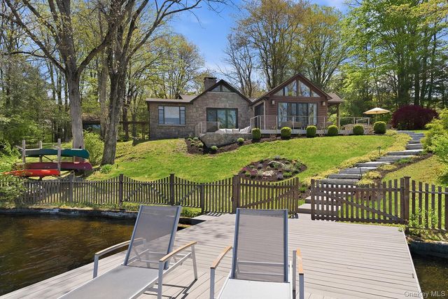 438 Lake Shore Road, Putnam Valley, NY 10579