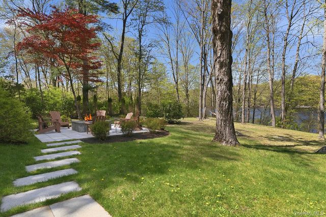 438 Lake Shore Road, Putnam Valley, NY 10579