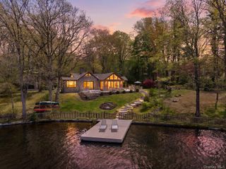 438 Lake Shore Road, Putnam Valley, NY 10579