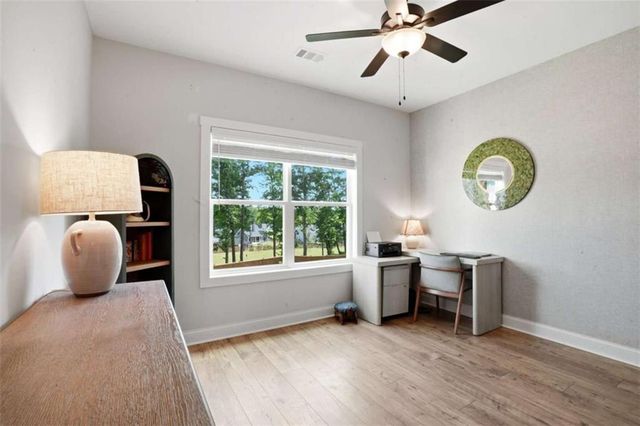 100 W Wind Court W, Tyrone, GA 30290