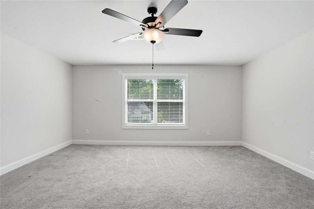 100 W Wind Court W, Tyrone, GA 30290