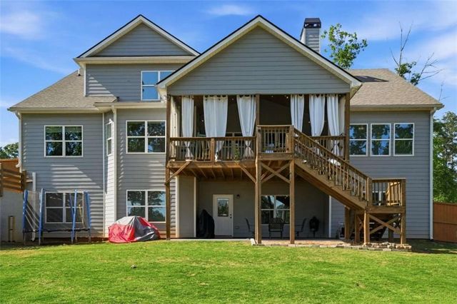 100 W Wind Court W, Tyrone, GA 30290