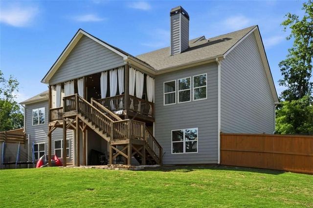 100 W Wind Court W, Tyrone, GA 30290