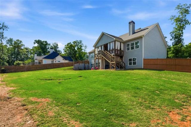 100 W Wind Court W, Tyrone, GA 30290