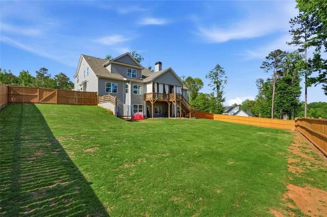 100 W Wind Court W, Tyrone, GA 30290