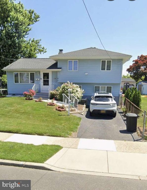 336 DREXEL AVE, Blackwood, NJ 08012