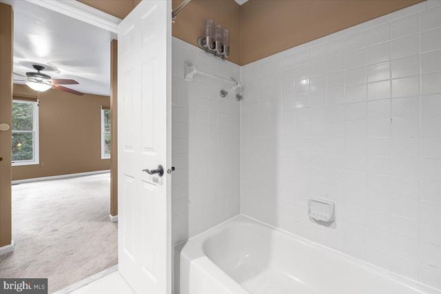 13630 CEDAR CREEK LN, Silver Spring, MD 20904