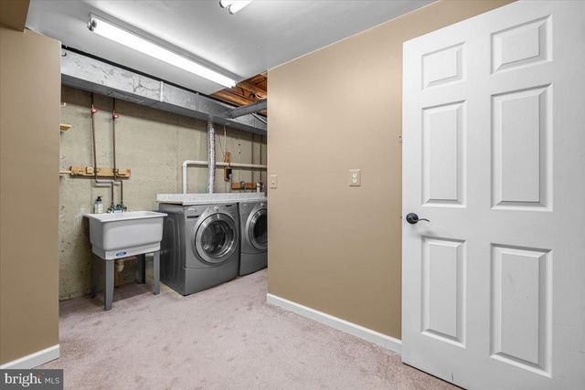 13630 CEDAR CREEK LN, Silver Spring, MD 20904