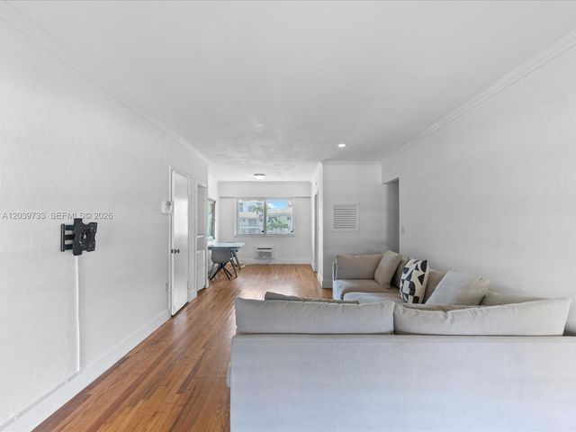 20 Park Drive 9, Bal Harbour, FL 33154