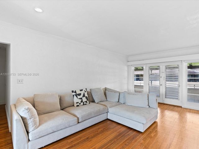 20 Park Drive 9, Bal Harbour, FL 33154