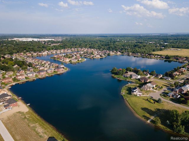 3252 FORSTER Lane, Shelby Twp, MI 48316