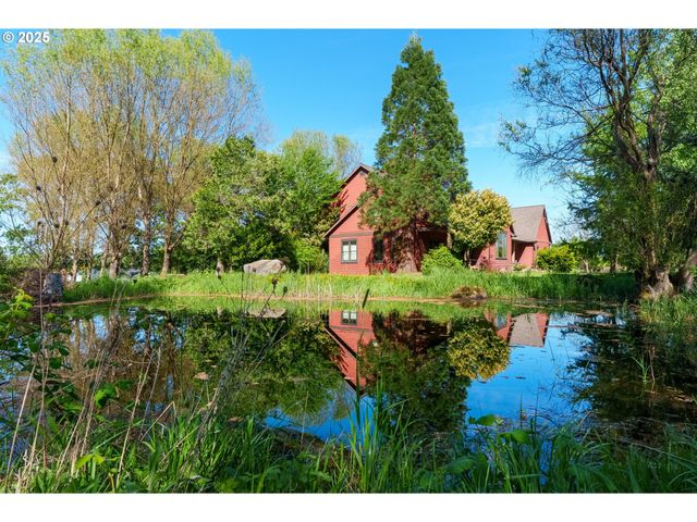 4069 POST CANYON Dr, Hood River, OR 97031