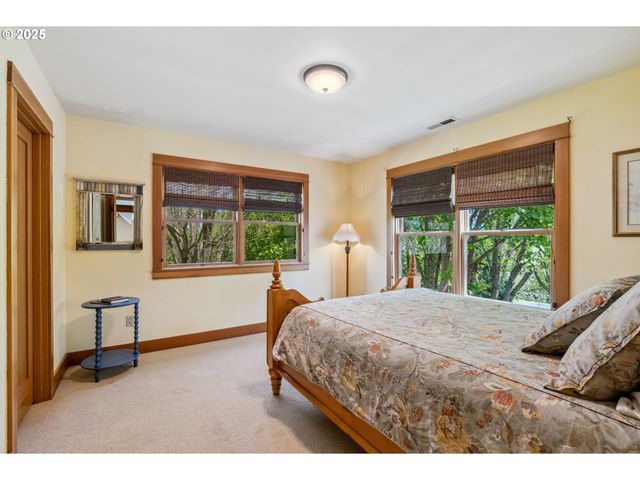 4069 POST CANYON Dr, Hood River, OR 97031