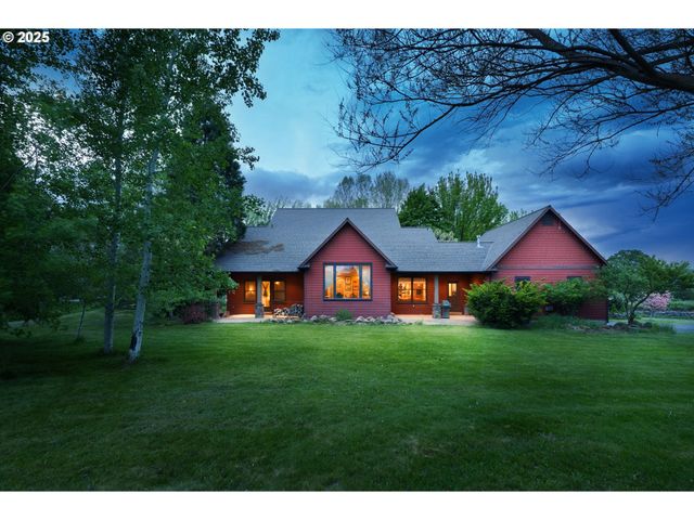 4069 POST CANYON Dr, Hood River, OR 97031