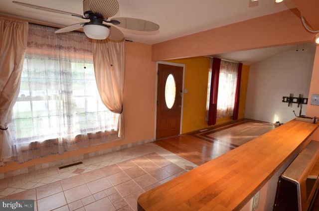 850 MILLTOWN RD, Wilmington, DE 19808