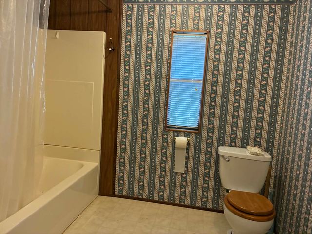 112 Timmy Drive, Whitney, TX 76692