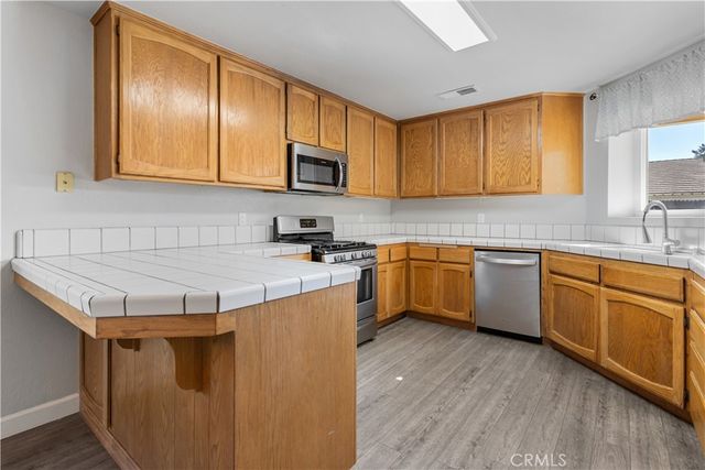 10005 Mark Twain, Bakersfield, CA 93312