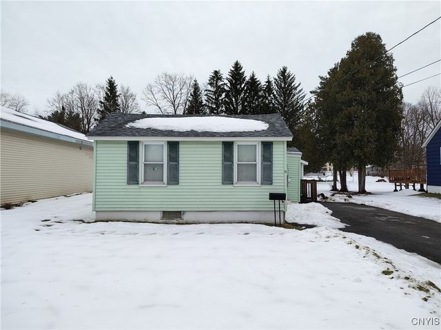 19 Burr Avenue, New Hartford, NY 13417