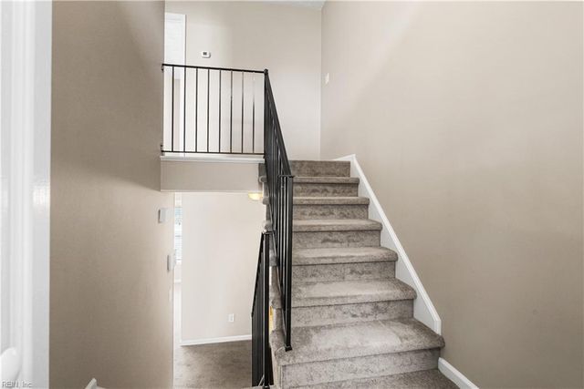 5525 Taylors Walke LN, Virginia Beach, VA 23462