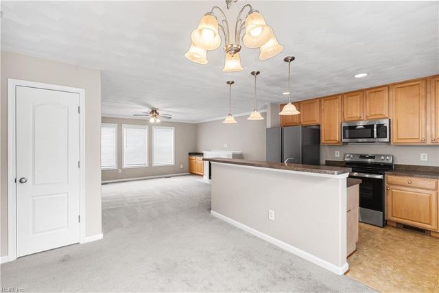5525 Taylors Walke LN, Virginia Beach, VA 23462