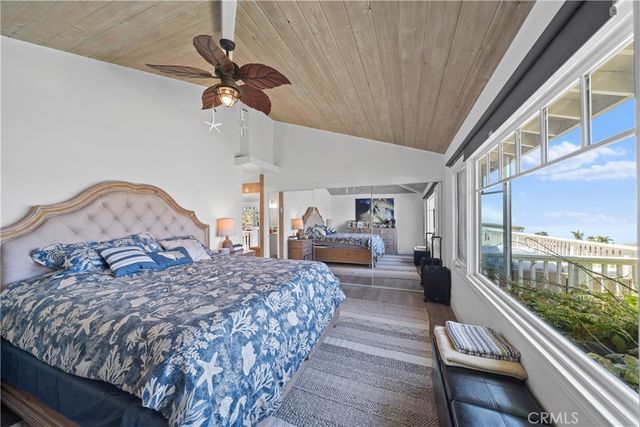1044 Noria Street, Laguna Beach, CA 92651