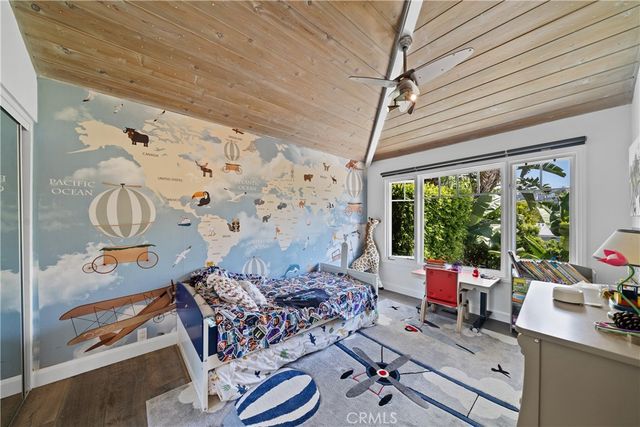 1044 Noria Street, Laguna Beach, CA 92651