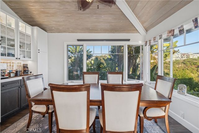 1044 Noria Street, Laguna Beach, CA 92651